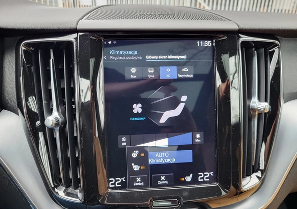 Volvo XC 60 cena 144900 przebieg: 66893, rok produkcji 2019 z Warszawa małe 781